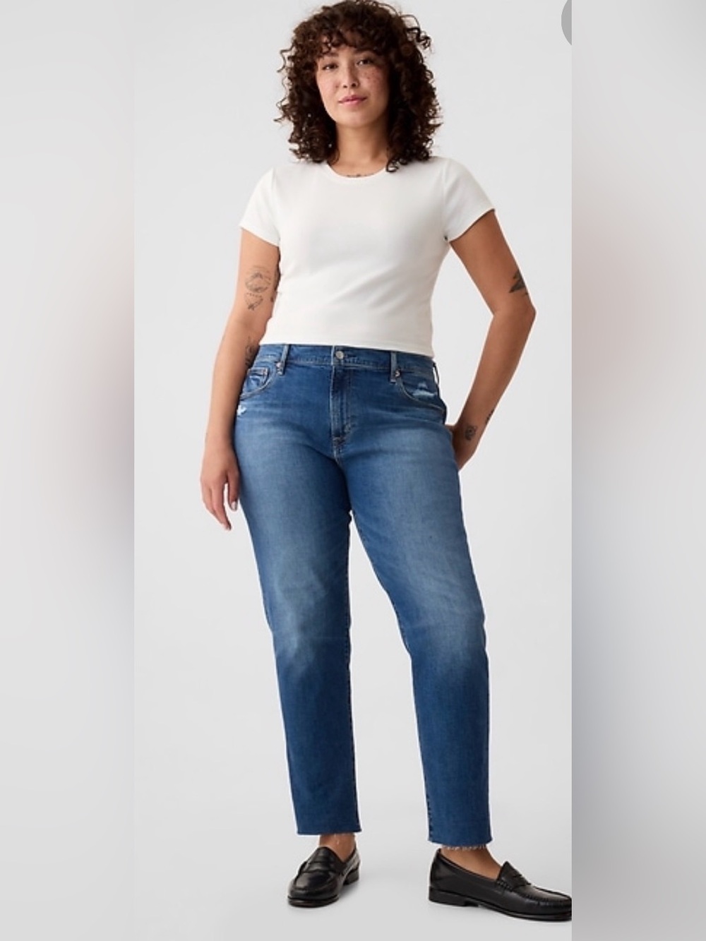 GAP Women’s Girlfriend Jeans